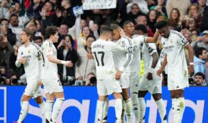 Real Madrid Logo Photo Wallpaper - Infoupdate.org