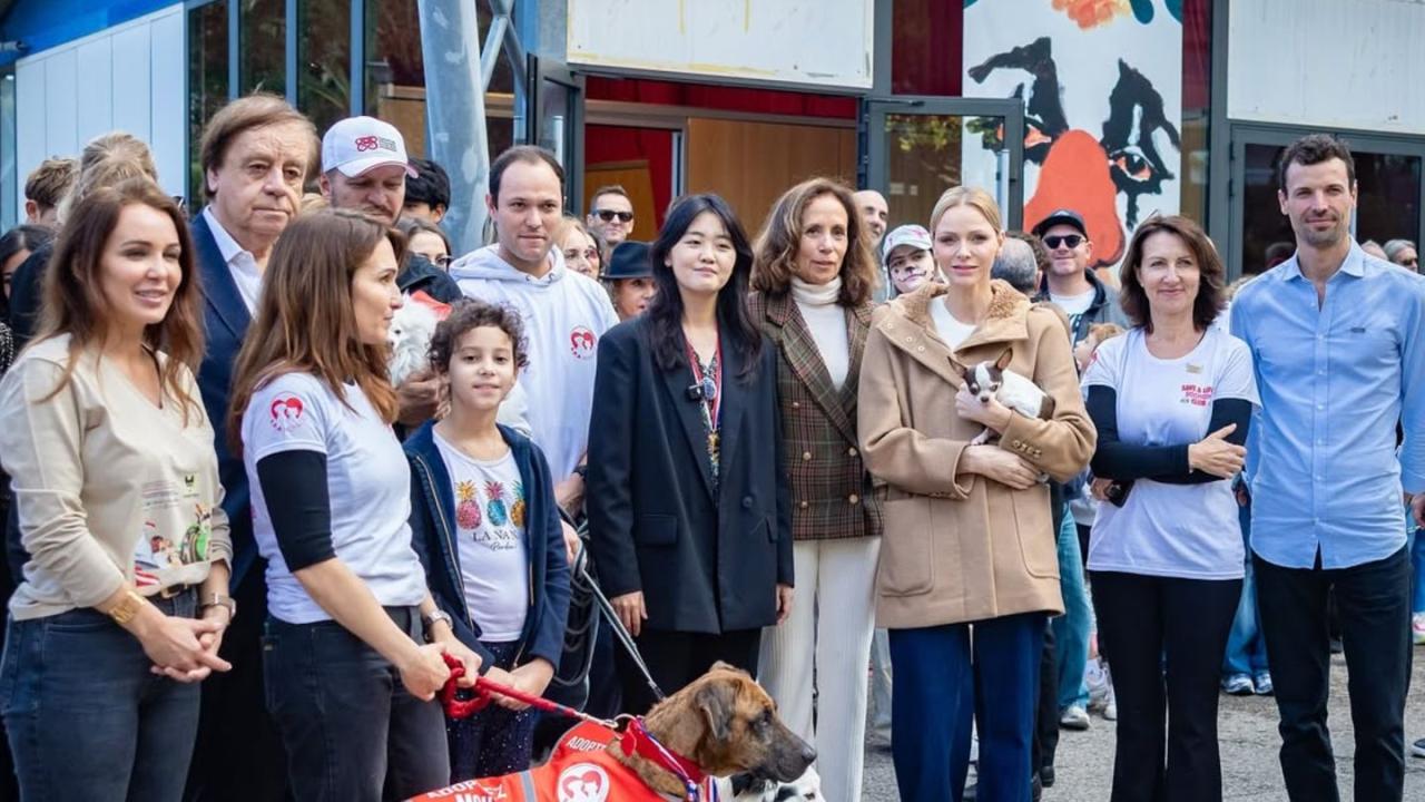 Fürstin Charlène: Trägt sie den größten Schlabber-Look aller Zeiten ... Fürstin Charlène: Trägt sie den größten Schlabber-Look aller Zeiten ...