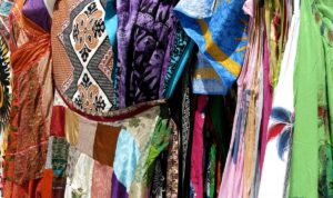 towels_colorful_pattern_portugal_dresses_clothing-622480-1.jpgd_-1 Fashion gianni versace